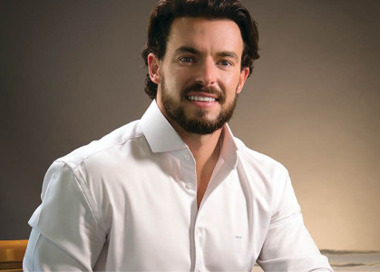 Dr. Felipe Belanda — Médico Integrativo, Neurocientista, Professor e Terapeuta Sistêmico